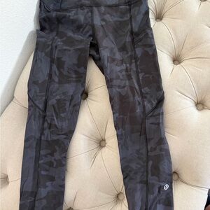 Lululemon Dark Camouflage Leggings